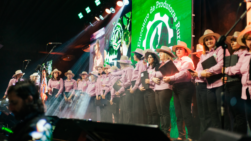 Coral homenageia vítimas de enchentes no Rio Grande do Sul