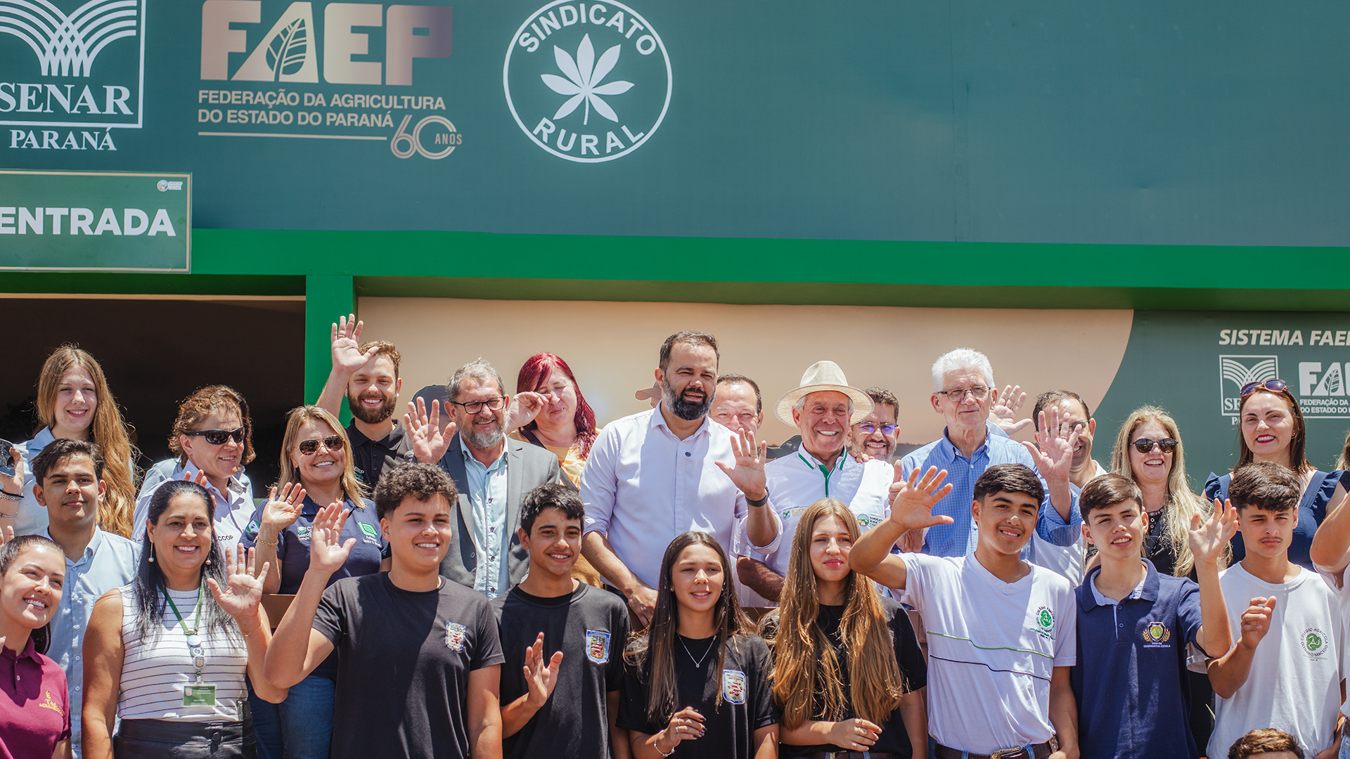 Jovens do campo apresentam projetos vencedores aos Secretários do Estado